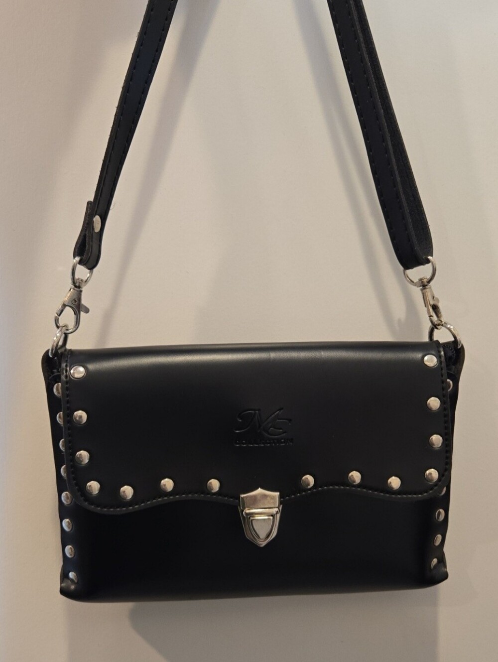 MC Collection Black Leather Crossbody Bag